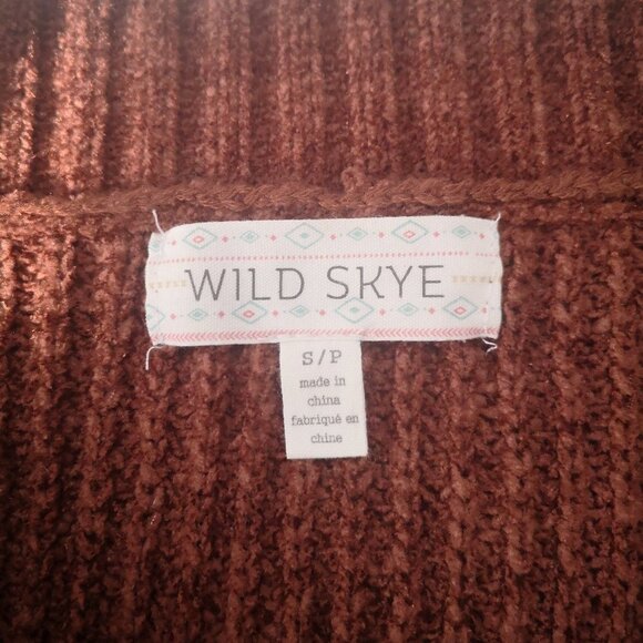 Wild Skye Ladies Rust Color V-neck Chenille Sweater - Picture 3 of 10